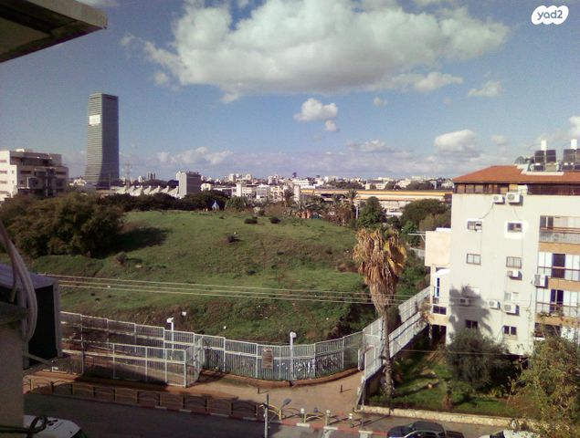 הרב אברמסקי 28