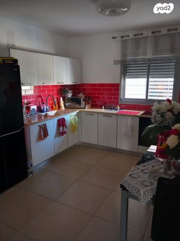 שביל חודשי השנה 