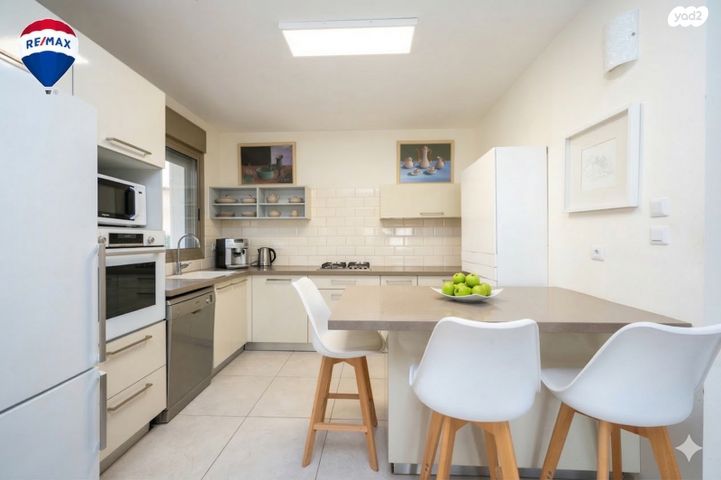 מודעת נכס, פרדס חנה כרכור