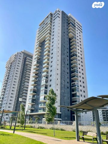 מודעת נכס, נעמי שמר 10, נאות אפק, אפקה, קרית ביאליק