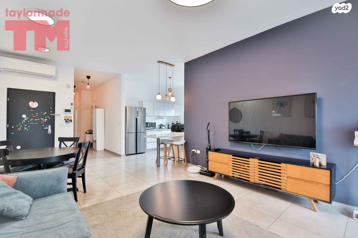 מודעת נכס, פרדס חנה כרכור