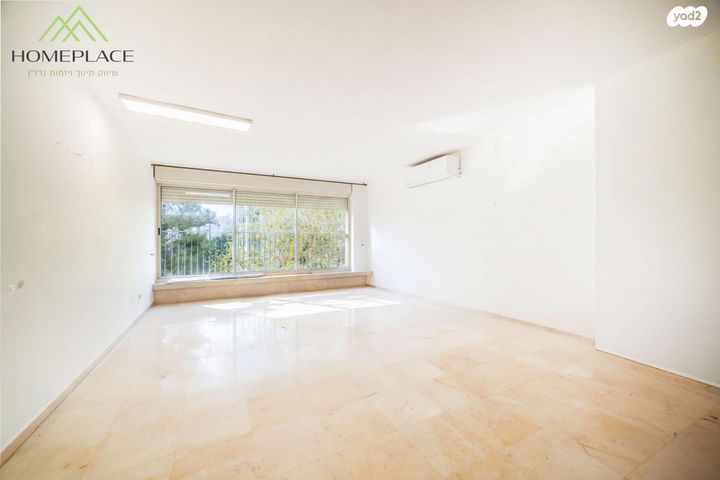 יהודה בורלא 42