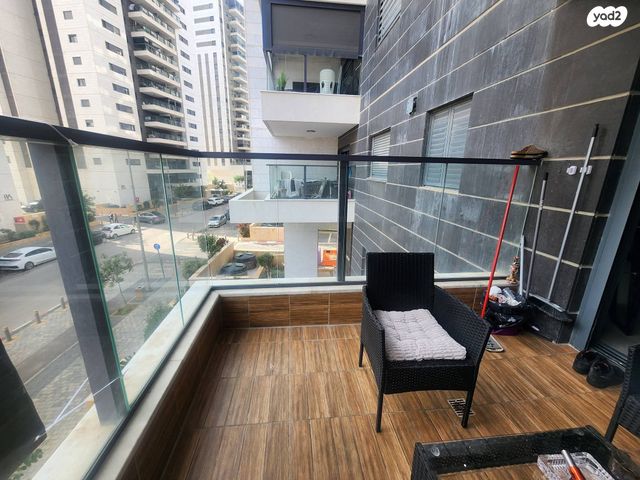 חיים לסקוב 7