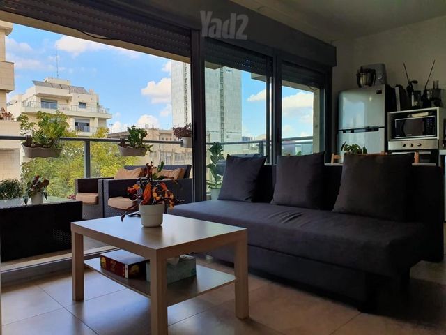 דירה למכירה בתל אביב יפו (תיווך) — 4