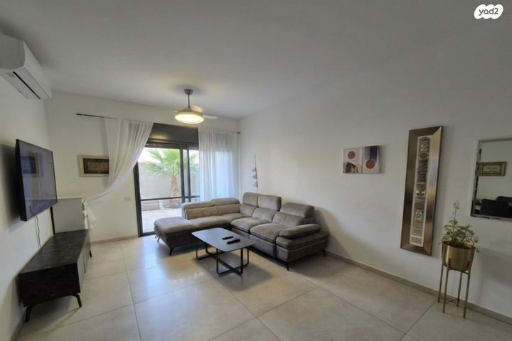 נווה שרון / שער העיר