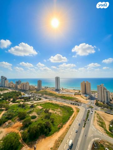 אמנון ליפקין שחק 