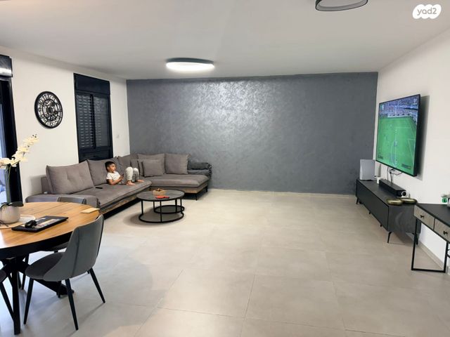 גג/ פנטהאוז