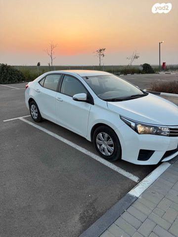 מודעת רכב טויוטה קורולה