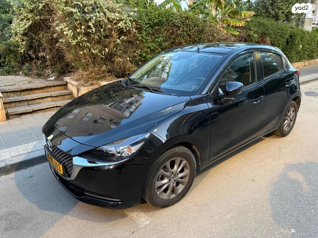 מודעת רכב מאזדה 2