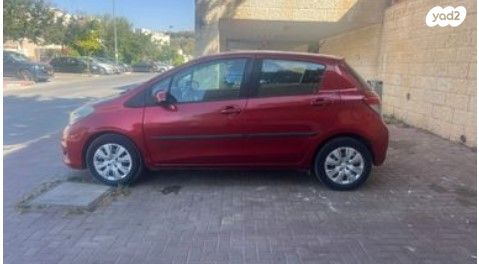 מודעת רכב טויוטה יאריס