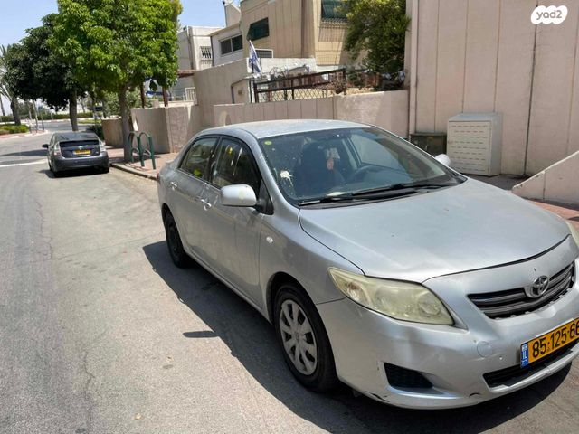 מודעת רכב טויוטה קורולה