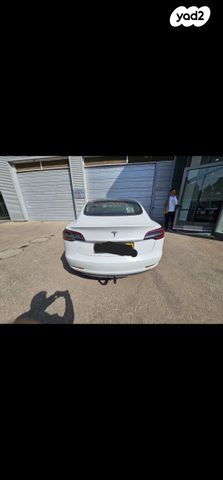 מודעת רכב טסלה מודל 3