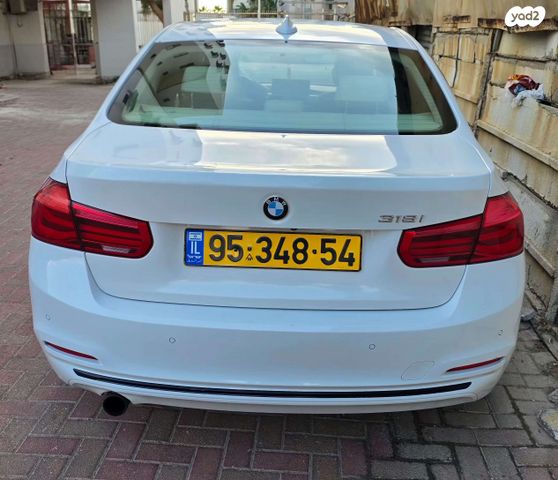 מודעת רכב ב מ וו סדרה 3