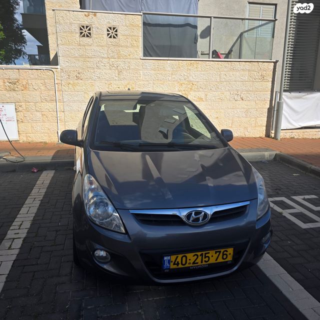 מודעת רכב יונדאי i20
