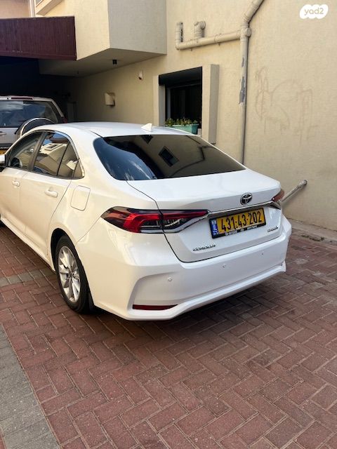 מודעת רכב טויוטה קורולה