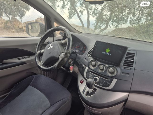 מודעת רכב מיצובישי גרנדיס