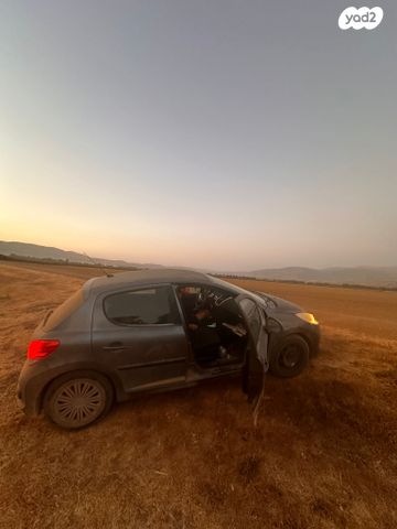 מודעת רכב פיג'ו 207