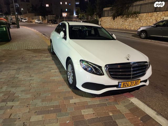 מודעת רכב מרצדס-בנץ E-class