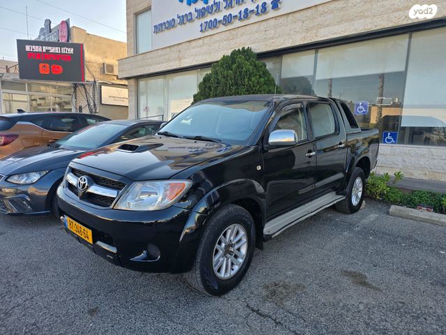 מודעת רכב טויוטה היילקס