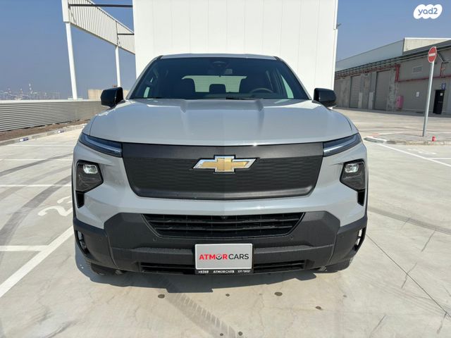 מודעת רכב שברולט סילברדו EV