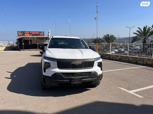 מודעת רכב שברולט סילברדו EV 2