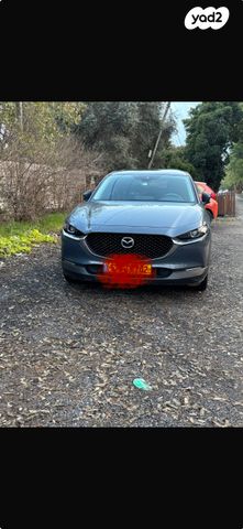 מודעת רכב מאזדה CX-30