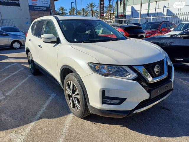 מודעת רכב ניסאן אקס טרייל 1