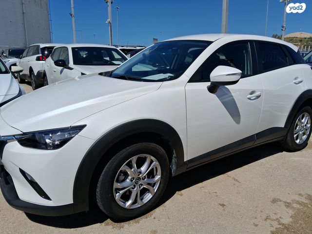 מודעת רכב מאזדה CX-3