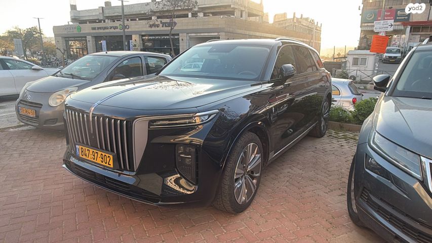 מודעת רכב הונגצ'י E-HS9