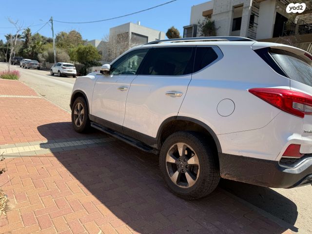 מודעת רכב סאנגיונג רקסטון