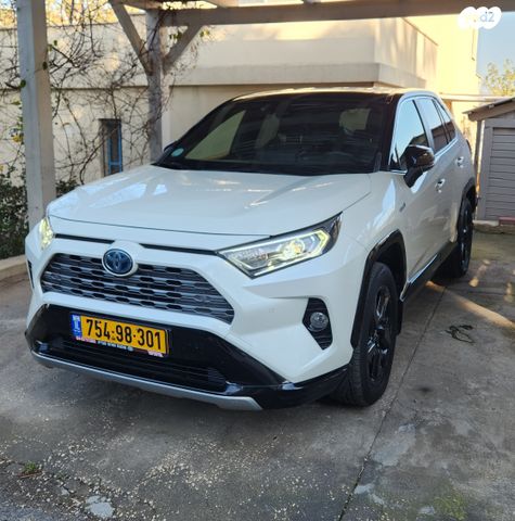 מודעת רכב טויוטה RAV4