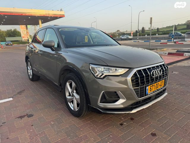 מודעת רכב אאודי Q3 2