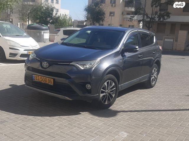 מודעת רכב טויוטה RAV4
