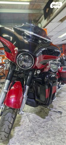 מודעת רכב הרלי דיווידסון סטריט גלייד CVO 110/114