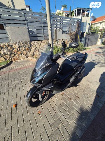 מודעת רכב קימקו דאון-טאון 350