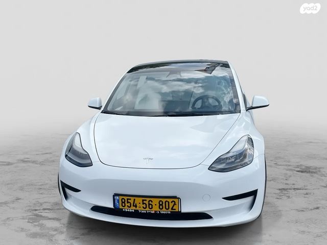 מודעת רכב טסלה מודל 3