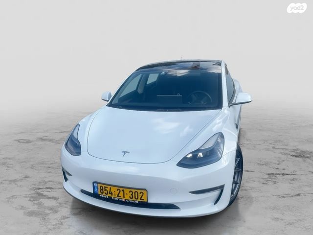 מודעת רכב טסלה מודל 3