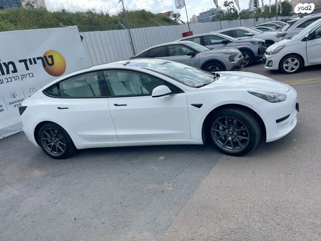 מודעת רכב טסלה מודל 3 1