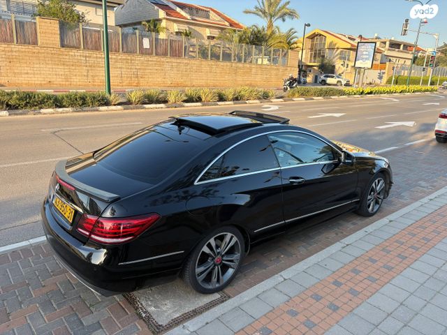 מודעת רכב מרצדס-בנץ E-class 2