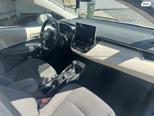 מודעת רכב טויוטה קורולה