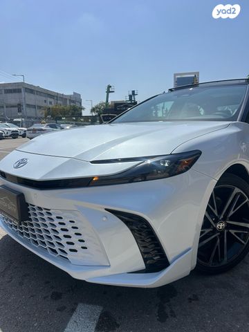 מודעת רכב טויוטה קאמרי