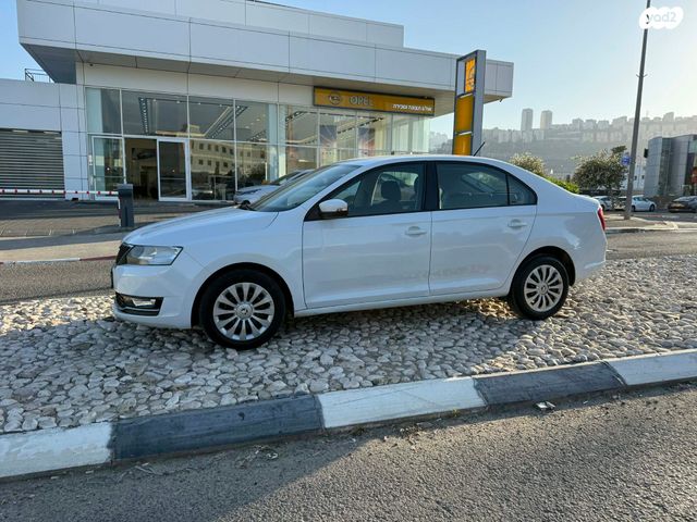 מודעת רכב סקודה ראפיד 1