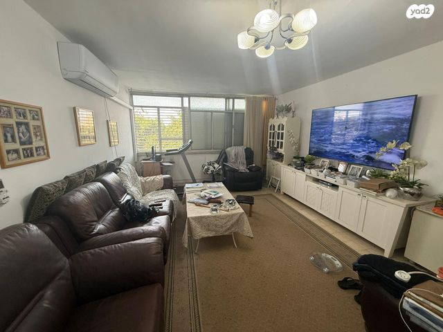 שדרות דוד בן גוריון 32