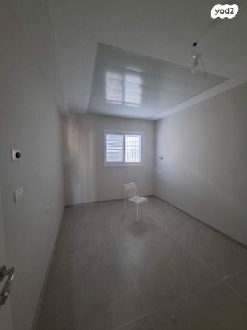 הרב חי טייב 4