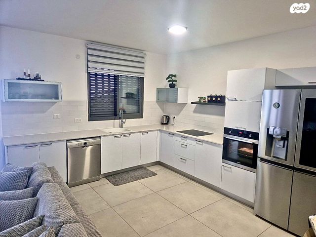 מרים בן פורת 3