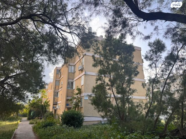 שדרות דגניה 71