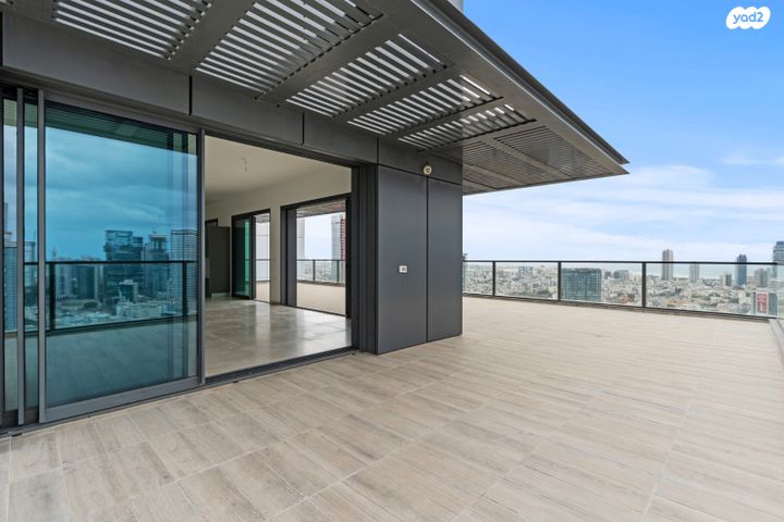 גג/ פנטהאוז