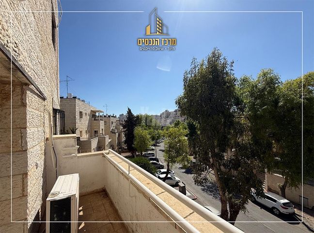 דירה למכירה בירושלים (תיווך) — 2