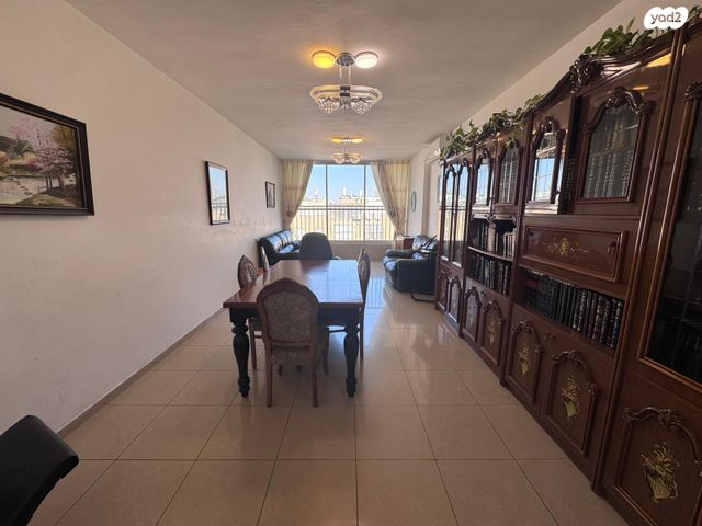 האדמו"ר מראדזימין 10