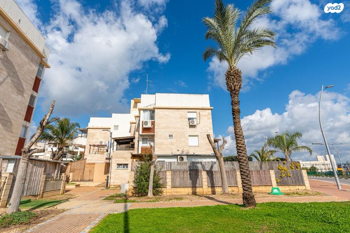 גג/ פנטהאוז